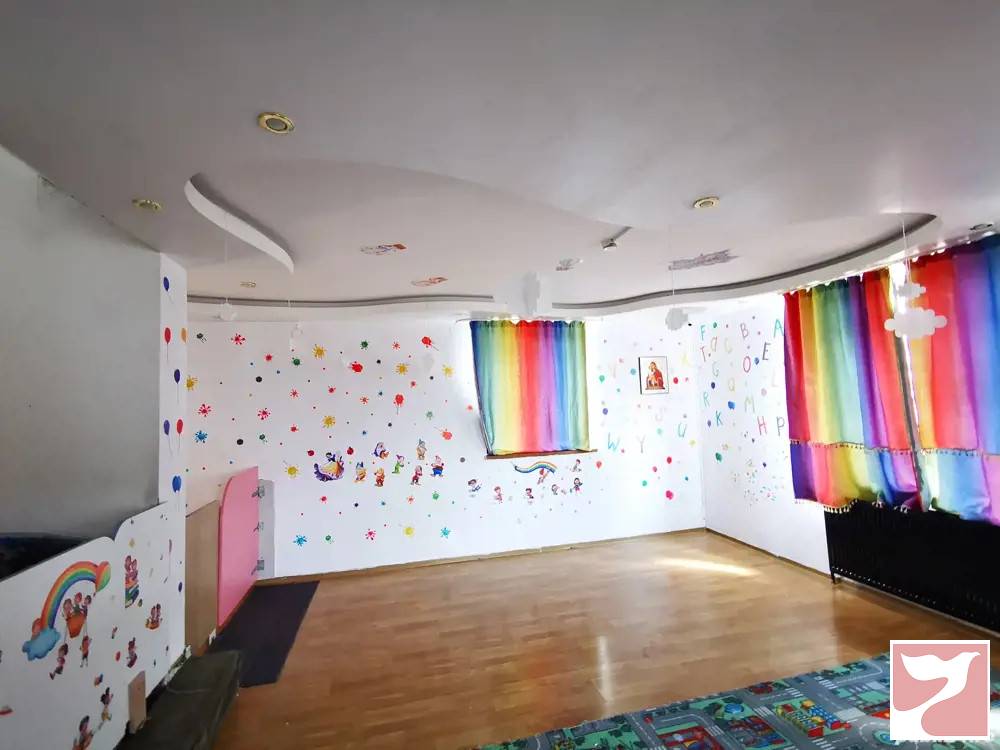 Vanzare casa/vila  6 CAMERE in Piatra-Neamţ, 270 mp