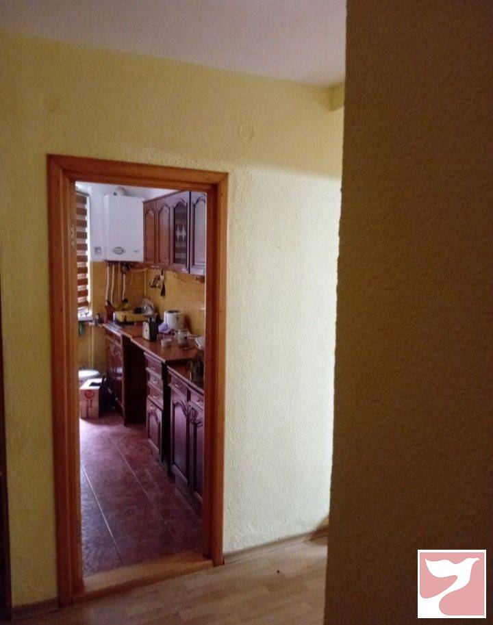 Vanzare apartament  3 CAMERE in Botoşani, 65 mp